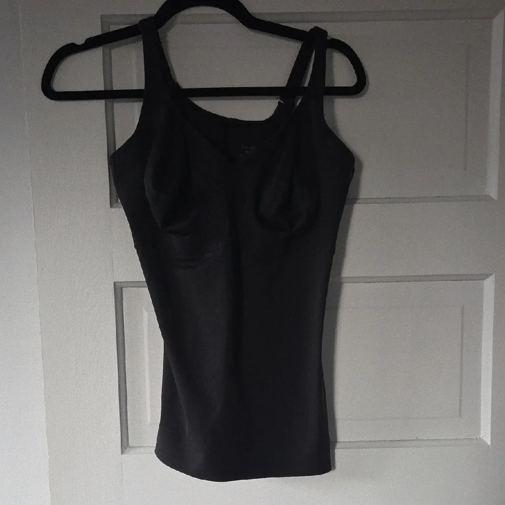 Ruby Ribbon Black Top - Picture 1 of 6